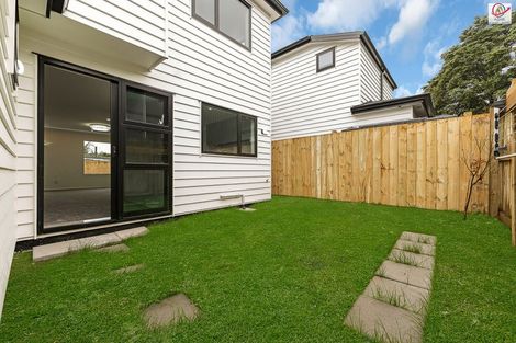 Photo of property in 11 Mcinnes Road, Weymouth, Auckland, 2103