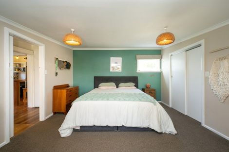 Photo of property in 5 Grove Road, Haumoana, 4102