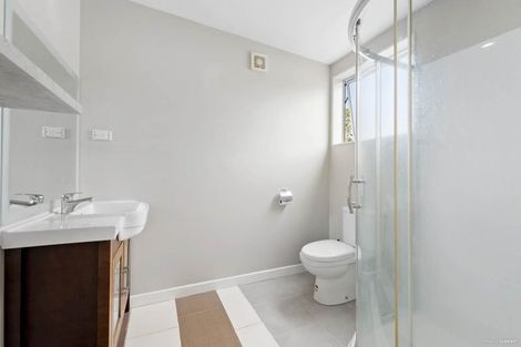 Photo of property in 184 Archers Road, Glenfield, Auckland, 0629
