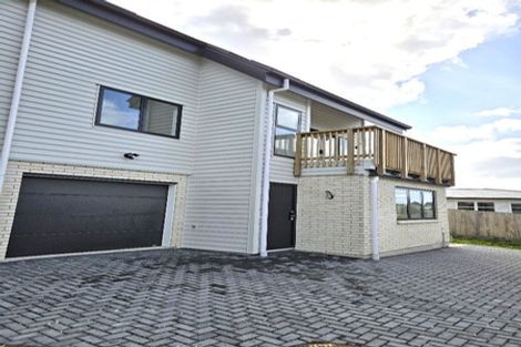 Photo of property in 34d Weldene Avenue, Glenfield, Auckland, 0629