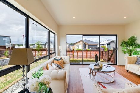 Photo of property in 15 Croatia Avenue, Huapai, Kumeu, 0810