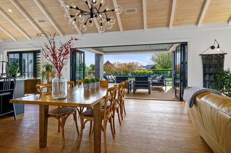 Photo of property in 3/45 Saint Kilda Road, Cambridge, 3434