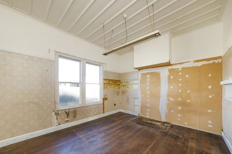 Photo of property in 43 French Street, Marton, 4710