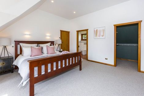 Photo of property in 16 Benzie Avenue, Wallaceville, Upper Hutt, 5018