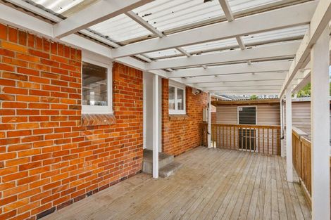 Photo of property in 12 Toru Street, Te Atatu Peninsula, Auckland, 0610