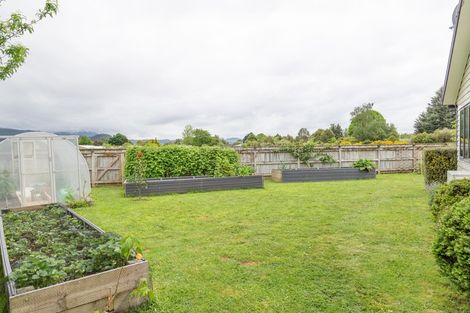 Photo of property in 10 Ngahana Place, Turangi, 3334