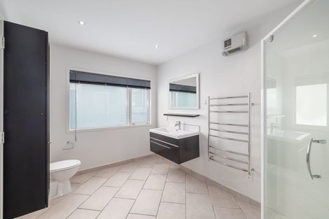 Photo of property in 182 Rossall Street, Merivale, Christchurch, 8014