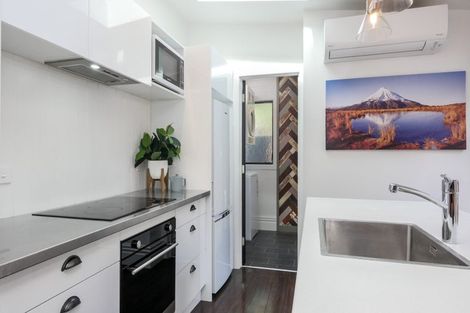 Photo of property in 21 Serpentine Avenue, Dunedin Central, Dunedin, 9016
