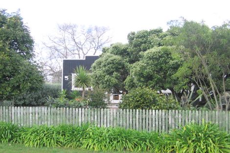 Photo of property in 5 Second View Avenue, Beachlands, Auckland, 2018