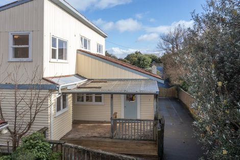 Photo of property in 162 Wellington Road, Paekakariki, 5034