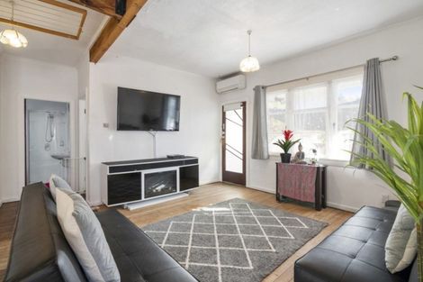 Photo of property in 117 Tipahi Street, Nelson South, Nelson, 7010