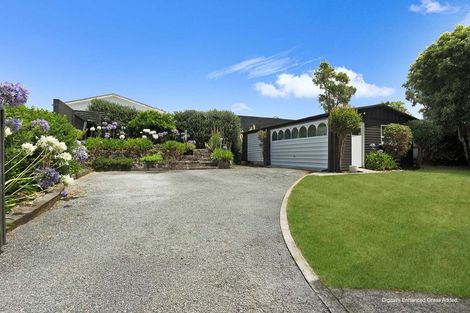 Photo of property in 4 Tawavale Street, Pukehangi, Rotorua, 3015