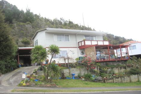 Photo of property in 35 Windsor Drive, Tairua, 3508