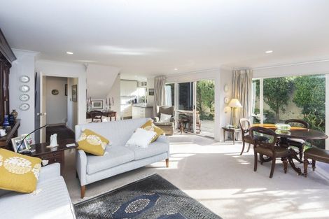 Photo of property in 3/33 Holly Road, St Albans, Christchurch, 8014