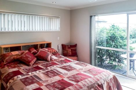 Photo of property in 18 Blythfield Place, Taradale, Napier, 4112