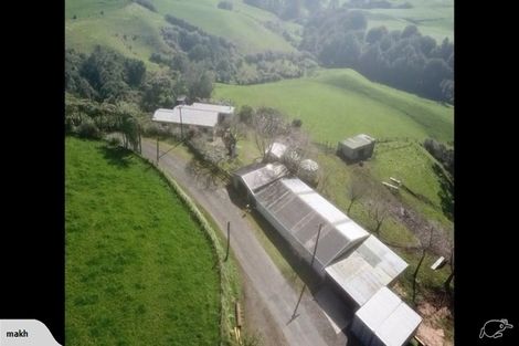 Photo of property in 709 Kelly Road, Lepperton, New Plymouth, 4373