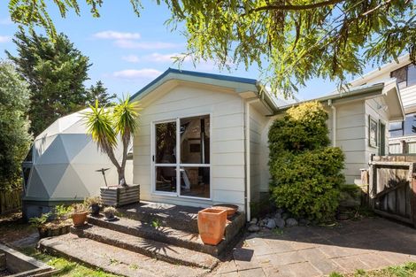 Photo of property in 14 Tremaine Place, Camborne, Porirua, 5026