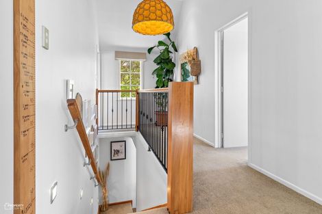 Photo of property in 19 Kempton Street, Greytown, 5712