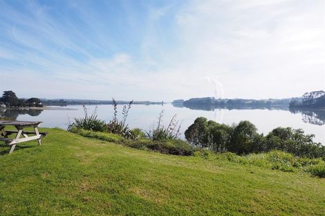 Photo of property in 29 Racecourse Road, Waiuku, 2123