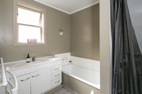Photo of property in 605 Hastings Street South, Akina, Hastings, 4122