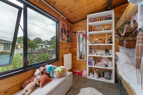 Photo of property in 7 Deller Drive, Carterton, 5713