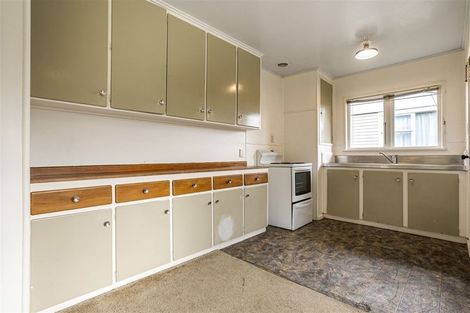 Photo of property in 46 Fairclough Road, Beach Haven, Auckland, 0626