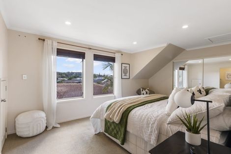 Photo of property in 12 Millennial Way, Orewa, 0931