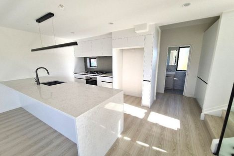 Photo of property in 34d Weldene Avenue, Glenfield, Auckland, 0629