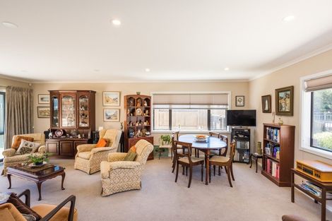 Photo of property in 18 Thomson Street, West End, Palmerston North, 4412