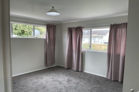 Photo of property in 93 Bruce Mclaren Road, Henderson, Auckland, 0612
