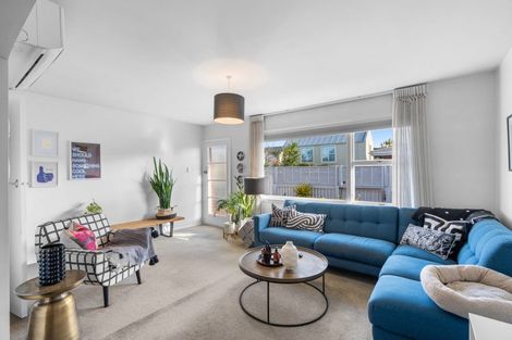 Photo of property in 5/28 Aikmans Road, Merivale, Christchurch, 8014