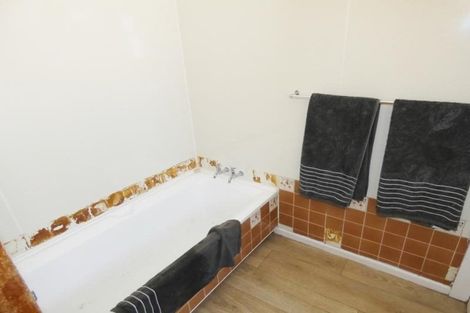 Photo of property in 15 Saint Marys Road, Waipu, 0510