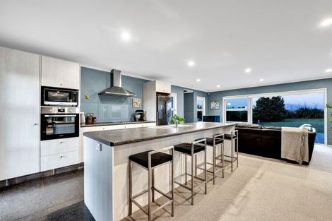 Photo of property in 265 Tai Road, Opunake, 4681