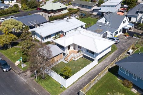 Photo of property in 1/22 Seine Road, Forrest Hill, Auckland, 0620