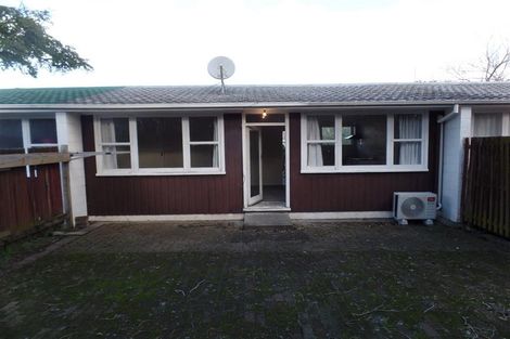 Photo of property in 2/67a Kenderdine Road, Papatoetoe, Auckland, 2025