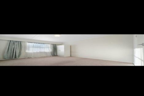 Photo of property in 17 Kayes Road, Pukekohe, 2120