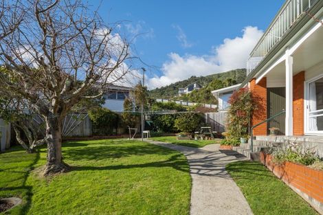 Photo of property in 6a Seaview Crescent, Picton, 7220