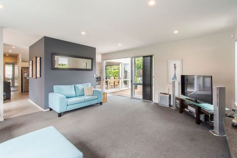 Photo of property in 23 Elias Court, The Gardens, Auckland, 2105