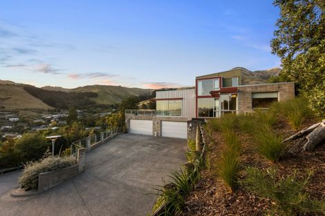 Photo of property in 56 Governors Bay Road, Cass Bay, Lyttelton, 8971