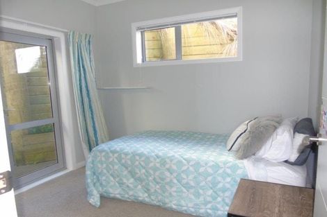 Photo of property in 118a Nicholson Road, Khandallah, Wellington, 6035