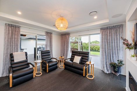 Photo of property in 61 Hartwell Drive, Kelvin Grove, Palmerston North, 4470