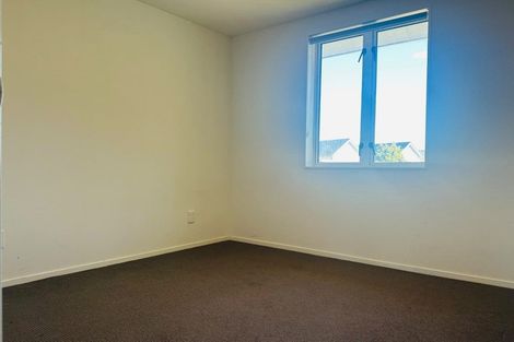 Photo of property in 10 Bellbird Street, Papakura, 2110