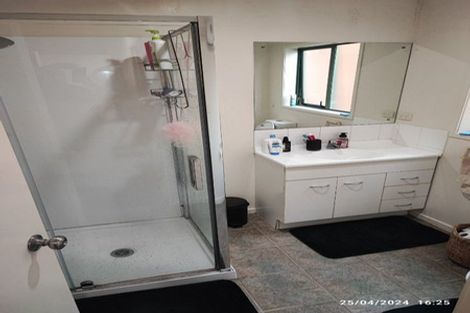 Photo of property in 40 Raphoe Road, Flat Bush, Auckland, 2019