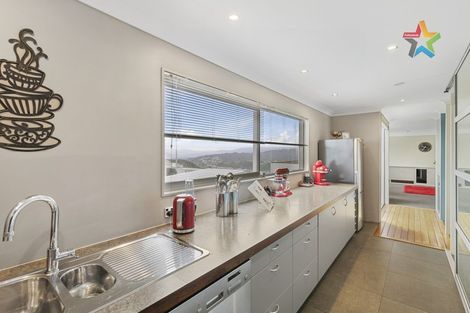 Photo of property in 22d Drummond Crescent, Kelson, Lower Hutt, 5010