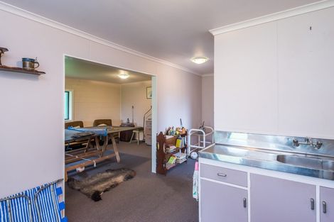 Photo of property in 5 Mahoe Street, Otaki Beach, Otaki, 5512