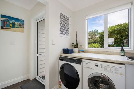 Photo of property in 108 Hamurana Road, Omokoroa, 3114