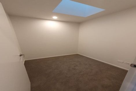 Photo of property in 6 Bee Lane, Whitby, Porirua, 5024