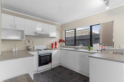 Photo of property in 1/25 Oratu Place, Manurewa, Auckland, 2102