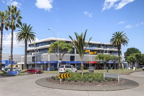 Photo of property in Customhouse Apartments, 314l Maunganui Road, Mount Maunganui, 3116