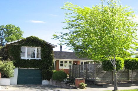 Photo of property in 9 Westburn Terrace, Burnside, Christchurch, 8041